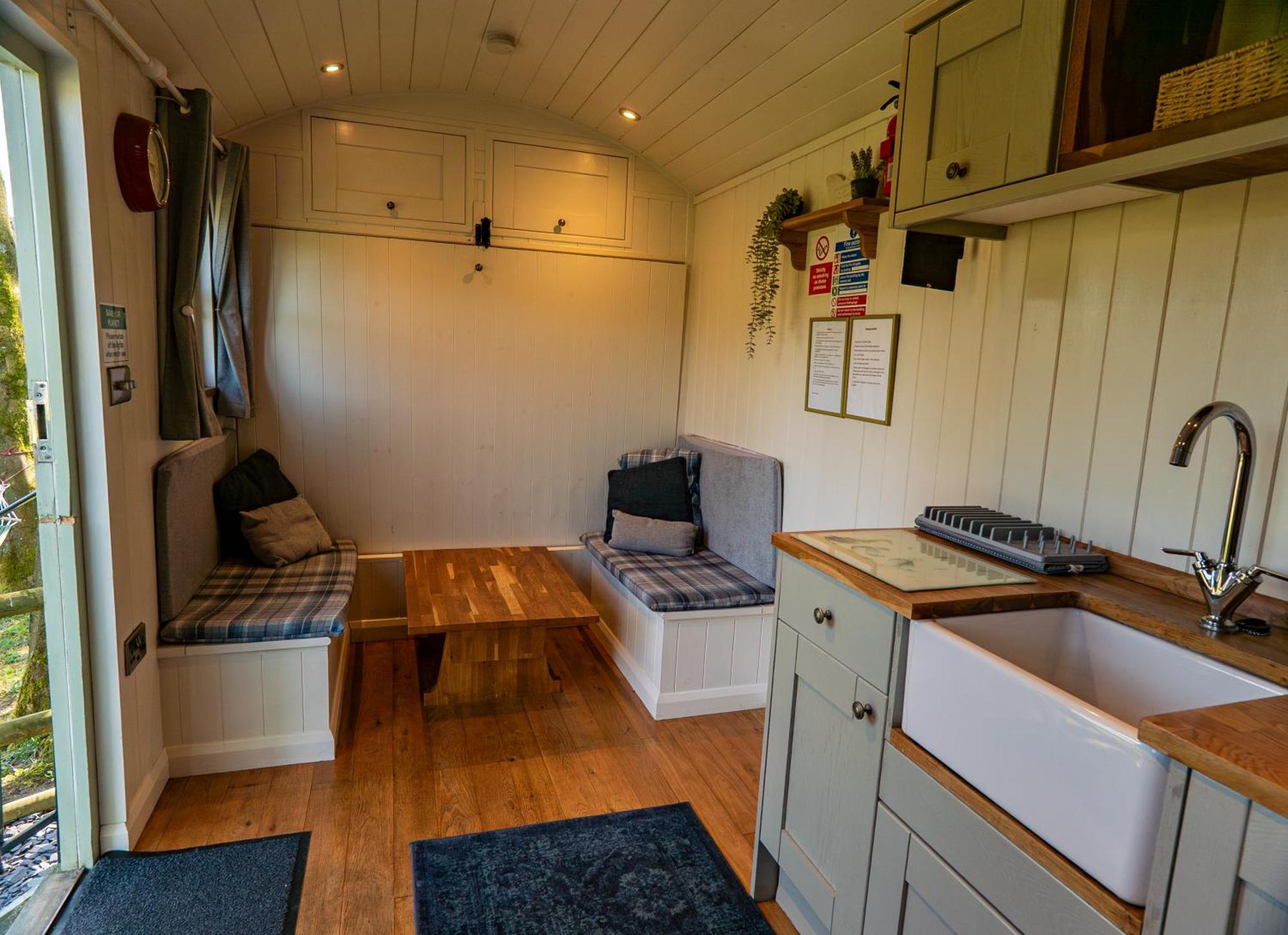 Penzion Lavender Retreat With Private Hot Tub Upper Hulme Exteriér fotografie